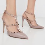 VALENTINO - Skórzane szpilki Caged Rockstud kolor Nude / Beżowy