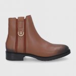 Tommy Hilfiger Botki skórzane damskie kolor brązowy na płaskim obcasie kolor brązowy