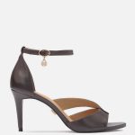 Brązowe sandały na wygodnym obcasie