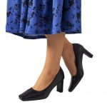 Czarne czółenka damskie Graves kolor Czarne.