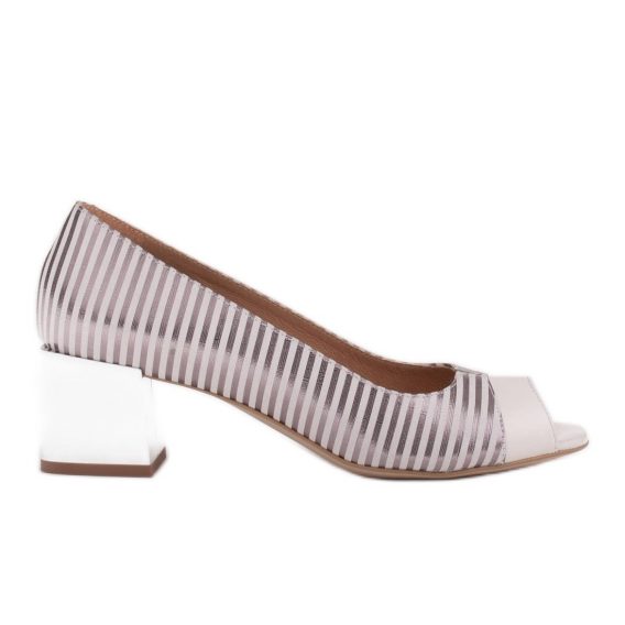 Marco Shoes Czółenka damskie w metaliczne paski z otwartym przodem białe srebrny kolor Białe/Srebrny.
