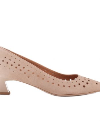 Marco Shoes Czółenka damskie z ciekawą perforacją beżowy kolor Beżowy.