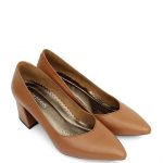 Skórzane czółenka w kolorze jasnobrązowym kolor brown.