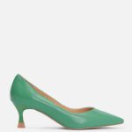 Zielone czółenka z licowej skóry na niskim obcasie kolor Zielony.