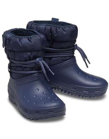 Crocs Kozaki zimowe "Classic Neo Puff" w kolorze granatowym rozmiar: 39/40 kolor blue