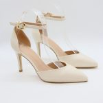 Bellucci Czółenka w kolorze beżowym rozmiar: 41 kolor beige.