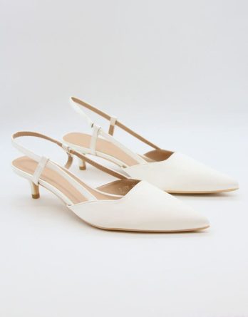 Bellucci Czółenka w kolorze białym rozmiar: 36 kolor white.