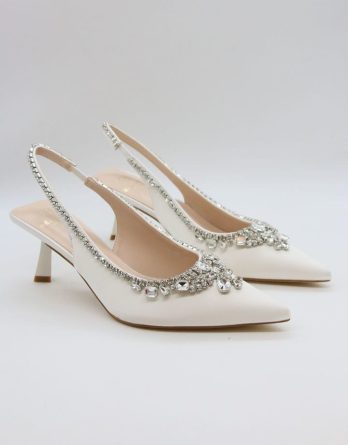 Bellucci Czółenka w kolorze białym rozmiar: 36 kolor white.