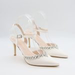 Bellucci Czółenka w kolorze białym rozmiar: 41 kolor white.