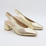 Bellucci Czółenka w kolorze złotym rozmiar: 37 kolor gold.