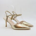 Bellucci Czółenka w kolorze złotym rozmiar: 38 kolor gold.