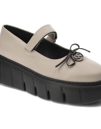 Beżowe Półbuty Karino Eleganckie Obuwie Damskie kolor beżowy