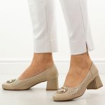 Beżowe ażurowe czółenka damskie na obcasie M.Daszyński Sa281-5 kolor Beżowy.