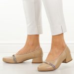 Beżowe czółenka damskie na obcasie Jezzi Asa279-2 kolor Beżowy.