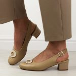 Bezowe czółenka damskie na obcasie M.Daszyński Sa233-4 kolor Beżowy.