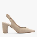 Beżowe czółenka na słupku z otwartą piętą kolor Beżowy.