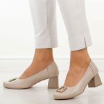 Beżowe skórzane Polskie czółenka damskie Deoni D667 kolor Beżowy.