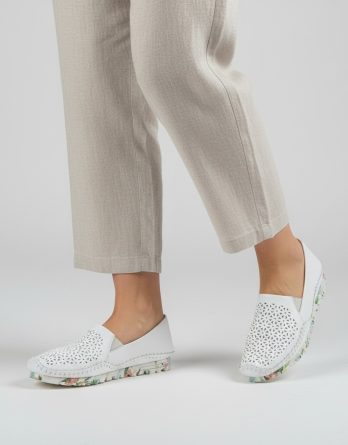 Białe Półbuty Artiker Wygodne Ażurowe Obuwie Damskie kolor biały