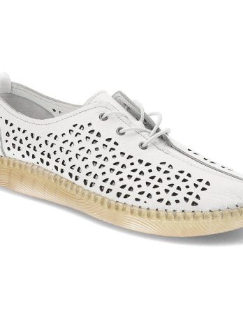 Białe Półbuty Artiker Wygodne Obuwie Damskie kolor biały