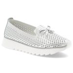 Białe Półbuty S.Barski Eleganckie Obuwie Damskie kolor biały