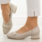 Białe ażurowe czółenka damskie na obcasie M.Daszyński Sa279-5 kolor Biały.