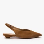 Brązowe czółenka slingback w szpic kolor Brązowy.