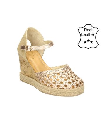 Bullboxer Skórzane czółenka w kolorze beżowym na koturnie rozmiar: 41 kolor beige.