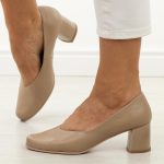 Cappucciono skórzane Polskie czółenka damskie Deoni D642 kolor Beżowy.