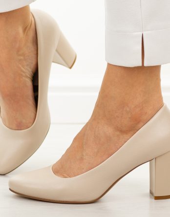 Cieliste czółenka damskie na słupku Sergio Leone Pb131 kolor Cielisty.