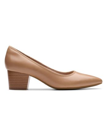Clarks Skórzane czółenka "Ellanie Hope" w kolorze beżowym rozmiar: 41 kolor beige.