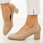 Coffee czółenka damskie na obcasie Sergio Leone Pb404 kolor Coffee.