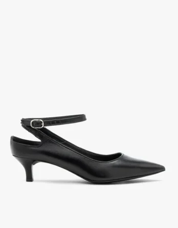 Czarne czółenka na kaczuszce kolor Czarny.