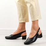 Czarne skórzane ażurowe Polskie czółenka damskie na obcasie Gregors 915 kolor Czarny.