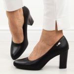 Czarne skórzane czółenka damskie na słupku Sergio Leone Pb130 Gł kolor Czarny.