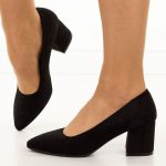 Czarne zamszowe czółenka damskie Sergio Leone Pb411 Mic kolor Czarny.