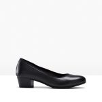 Czółenka marki Jana