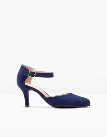 Czółenka z paskiem na wąskim obcasie kolor niebieski.