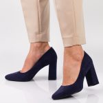 Granatowe zamszowe czółenka damskie na słupku Sergio Leone Pb216 kolor Granatowy.