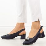 Niebieskie czółenka damskie na obcasie M.Daszyński Sa233-4 kolor Granatowy.