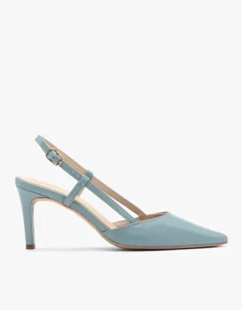 Niebieskie czółenka typu slingback kolor Niebieski.