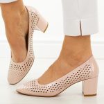 Różowe lakierowane ażurowe czółenka damskie na słupku Sergio Leone Pb848 kolor Różowy.