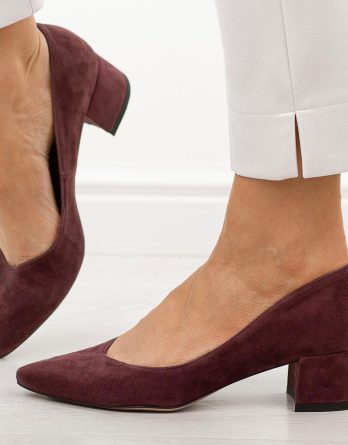 Śliwkowe zamsz skórzane Polskie czółenka damskie na obcasie Prestige 2235/obl kolor Fioletowy.