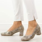 Srebrne czółenka damskie na obcasie M.Daszyński Sa212-2 kolor Srebrny.