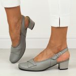 Szare skórzane ażurowe Polskie czółenka damskie na obcasie Gregors 915 kolor Szary.