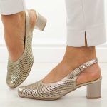 Złote C skórzane Polskie czółenka damskie Deoni D136 kolor Złoty.