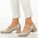 Złote czółenka damskie na obcasie Potocki 12815 kolor Złoty.