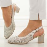 Złote przec. skórzane Polskie czółenka damskie Deoni D136 kolor Złoty.