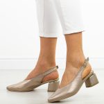 Złote skórzane Polskie czółenka damskie na obcasie bez pięty Deoni D1450A kolor Złoty.