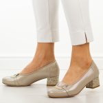 Złote skórzane czółenka damskie Potocki 19409 kolor Złoty.