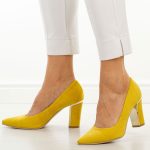 Żółte zamsz Polskie czółenka damskie Suzana 852 kolor Żółty.